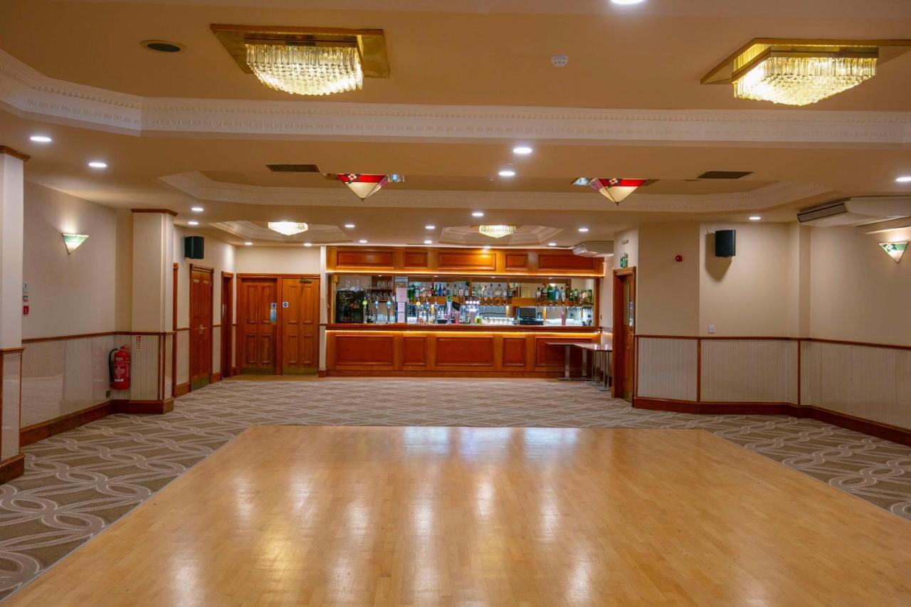 Woodlands Hotel, BW Signature Collection دندي المظهر الخارجي الصورة
