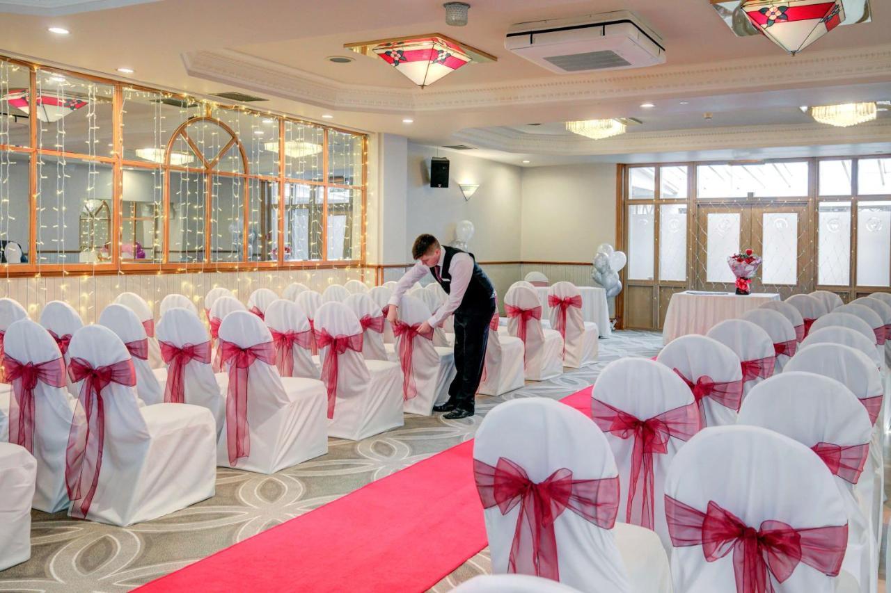 Woodlands Hotel, BW Signature Collection دندي المظهر الخارجي الصورة
